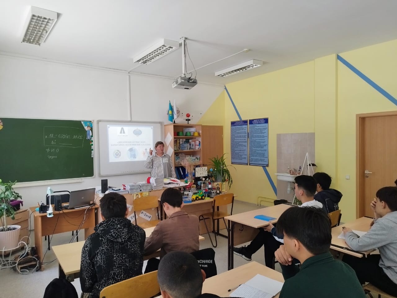 https://ptk-astana.edu.kz/storage/app/uploads/public/681/475/ef3/681475ef38c17082960722.jpg